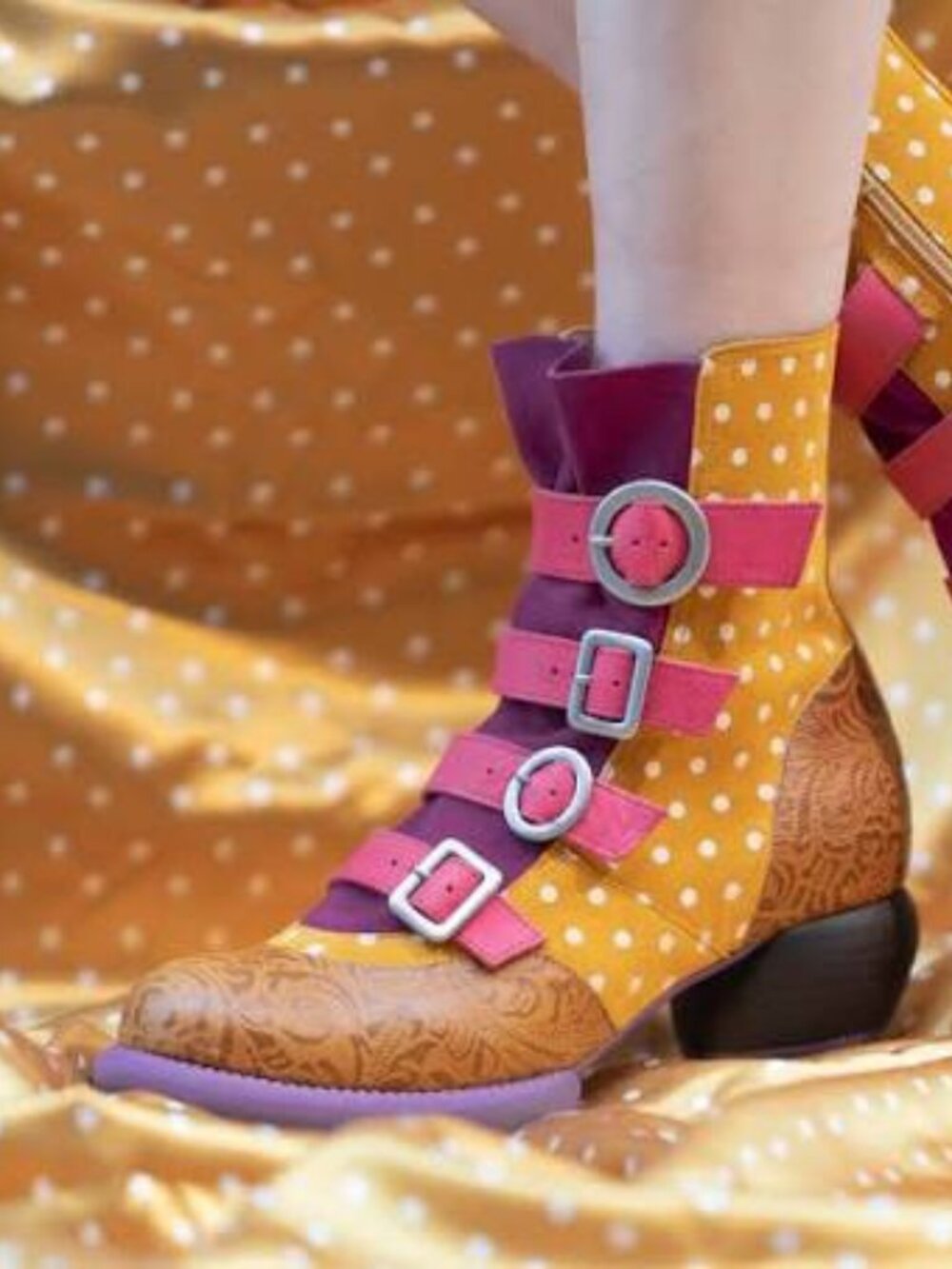 Fluevog Nigel Orange Polka Dots size 8 New Never Worn